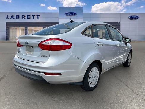Used 2015 Ford Fiesta S FWD image 4