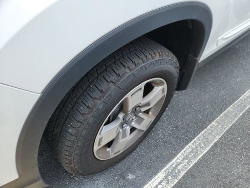 Used 2025 Honda Ridgeline RTL image 4