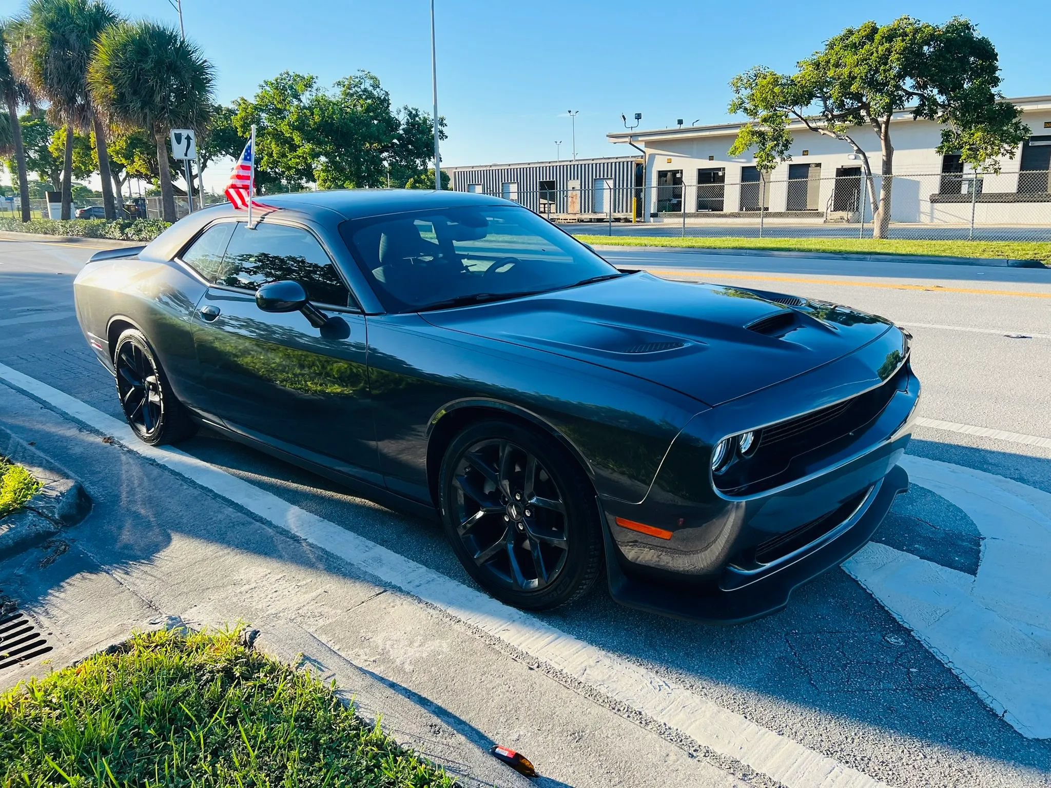 Used 2022 Dodge Challenger R/T w/ Blacktop Package RWD image 7