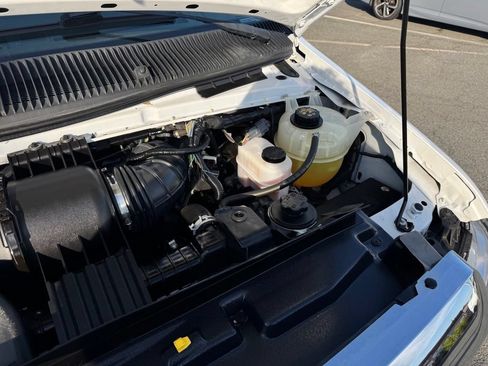 Used 2019 Ford E-350 and Econoline 350 Super Duty w/ Power Windows & Locks Group RWD image 32