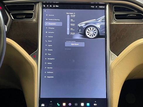 Used 2016 Tesla Model X 90D image 32