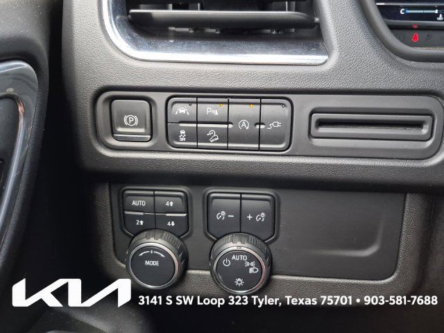 Used 2022 Chevrolet Tahoe Z71 AWD/4WD image 32