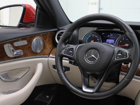 Used 2017 Mercedes-Benz E 300 image 53