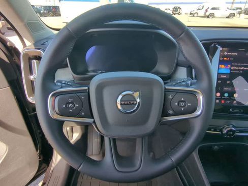 Certified 2026 Volvo XC40 B5 Plus w/ Protection Package Premier AWD/4WD image 21