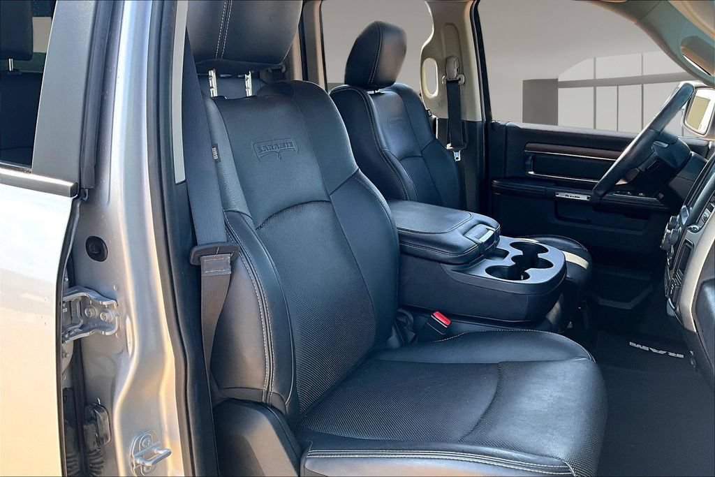 Used 2017 RAM 1500 Laramie RWD image 7