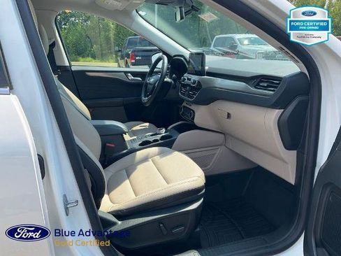 Certified 2022 Ford Escape Titanium w/ Class II Trailer Tow Package AWD/4WD image 20