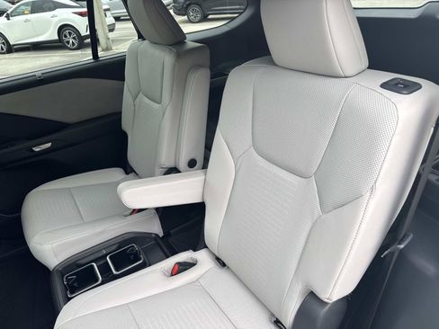 Certified 2025 Lexus TX 350 AWD w/ Technology Package image 14