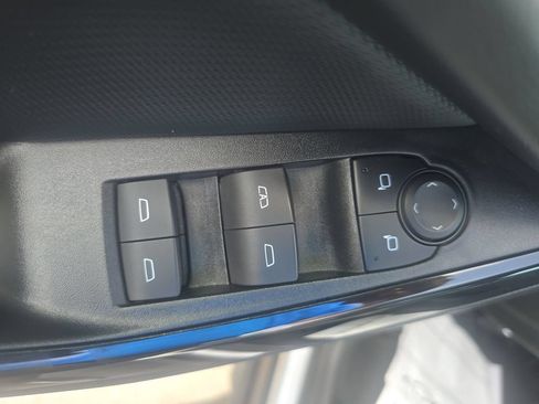 Used 2025 Chevrolet Equinox LT w/ Convenience Package II AWD/4WD image 32