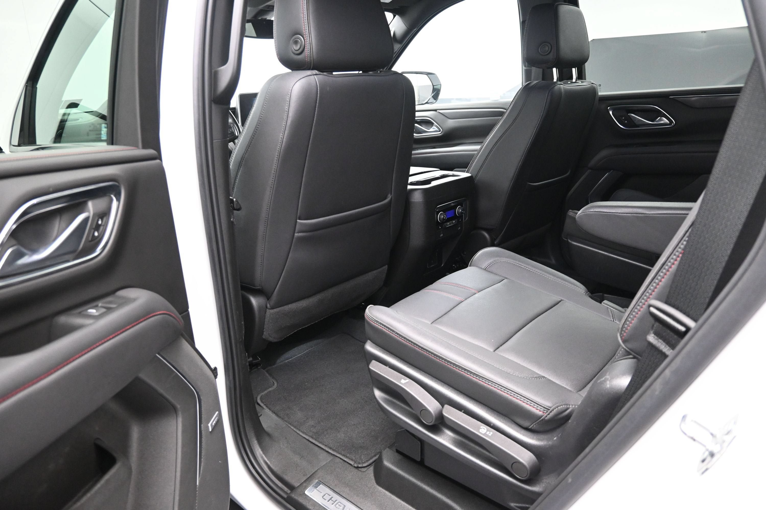 Certified 2022 Chevrolet Tahoe RST w/ Luxury Package AWD/4WD image 32