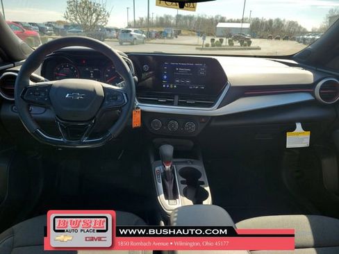 New 2026 Chevrolet Trax RS w/ Sunroof Package image 9