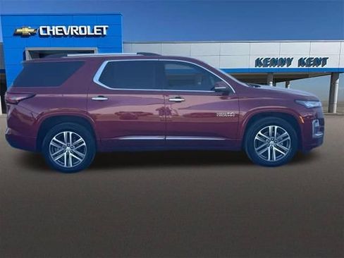 Certified 2023 Chevrolet Traverse High Country FWD image 4
