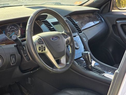 Used 2017 Ford Taurus Limited w/ Driver Assist Package image 12