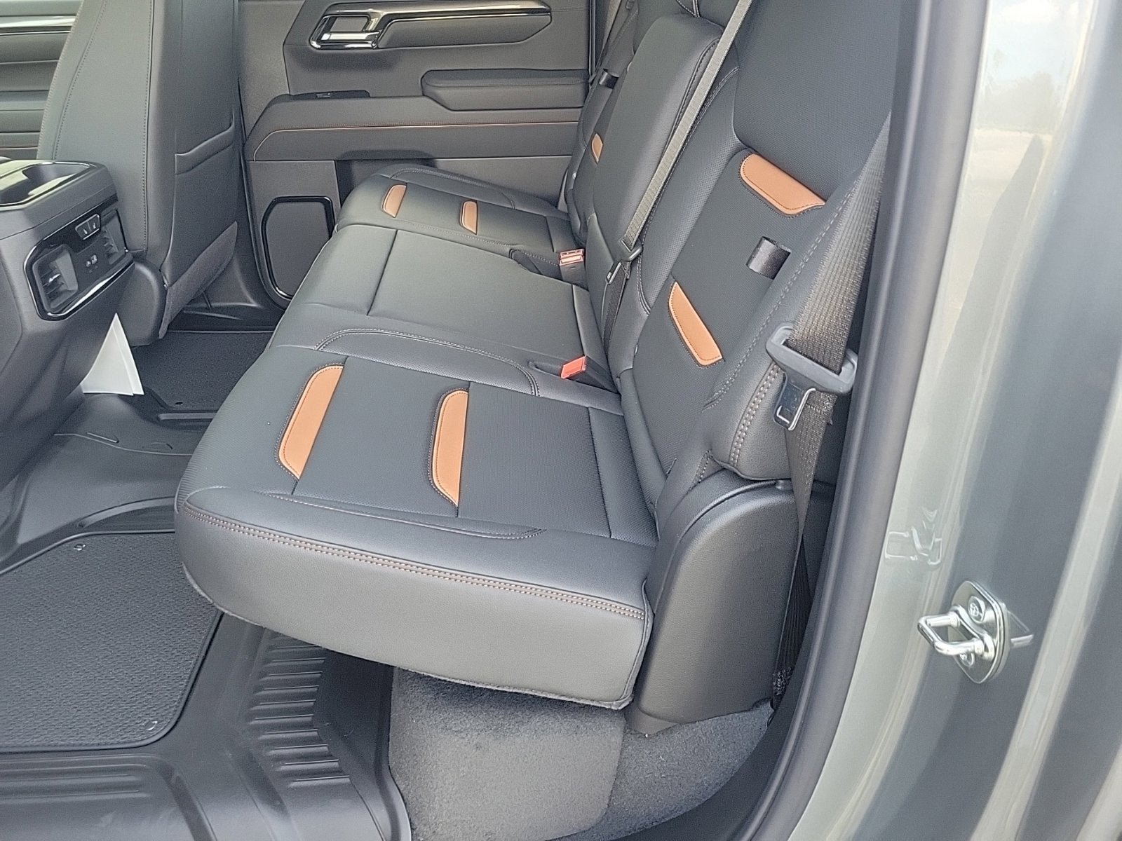 New 2026 GMC Sierra 1500 AT4 w/ AT4 Premium Package AWD/4WD image 12