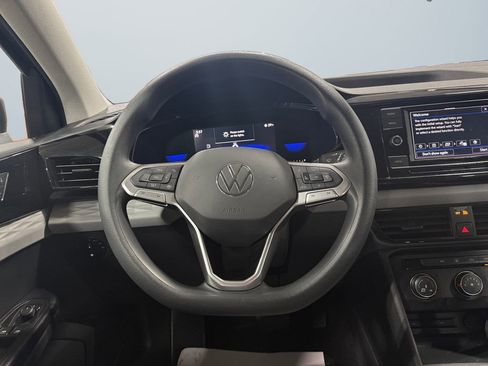 Used 2022 Volkswagen Taos S image 12