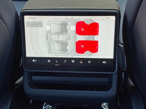 Used 2024 Tesla Model 3 Long Range AWD/4WD image 36