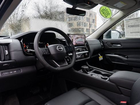 New 2026 Nissan Pathfinder SL AWD/4WD image 23
