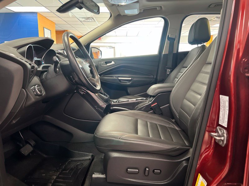 Used 2016 Ford Escape Titanium AWD/4WD image 19