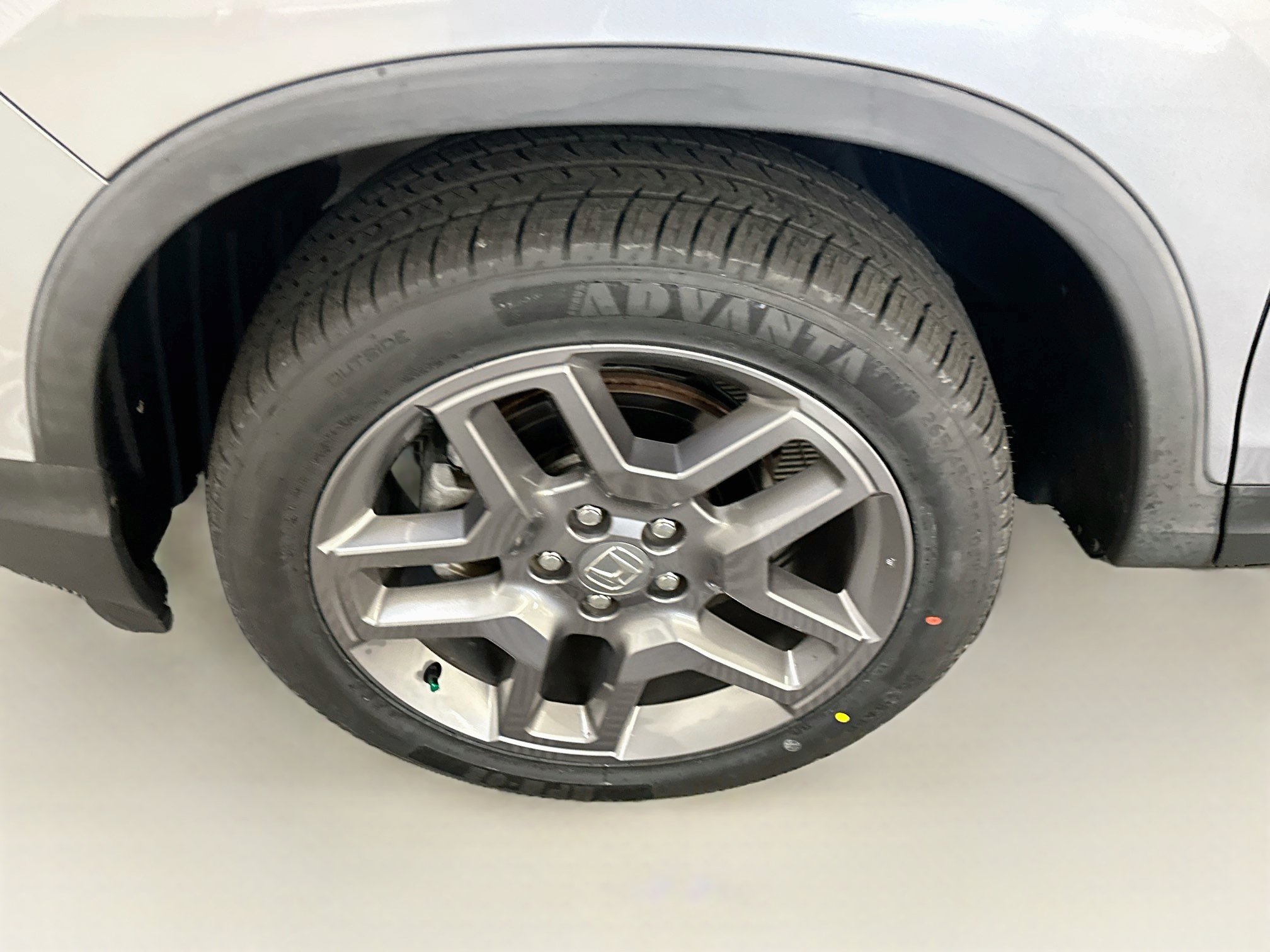 Used 2023 Honda Passport EX-L image 11