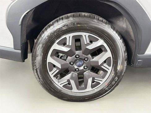 Used 2026 Subaru Forester Premium AWD/4WD image 34