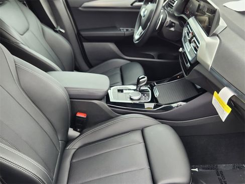 Certified 2024 BMW X3 xDrive30i w/ Convenience Package image 16