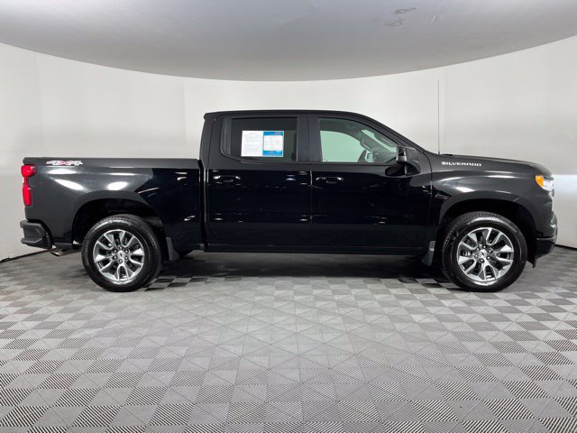 Used 2025 Chevrolet Silverado 1500 RST AWD/4WD image 13