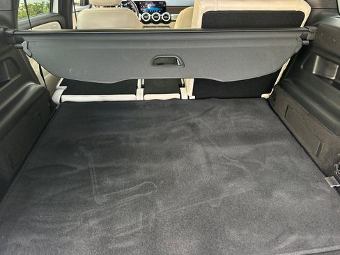 Used 2023 Mercedes-Benz EQB 300 300 w/ Exclusive Package image 35