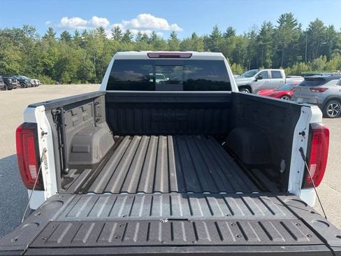 Used 2024 GMC Sierra 1500 SLT AWD/4WD image 6