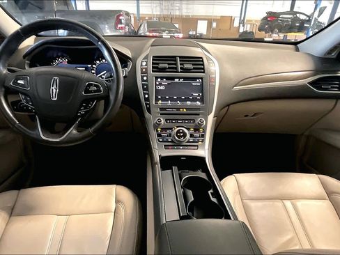 Used 2018 Lincoln MKZ Select w/ Climate Package image 14
