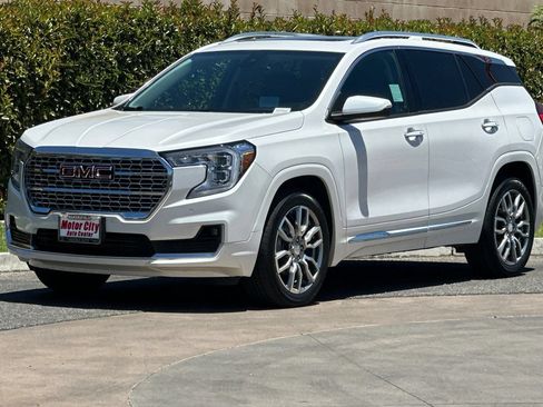 Certified 2023 GMC Terrain Denali AWD/4WD image 8