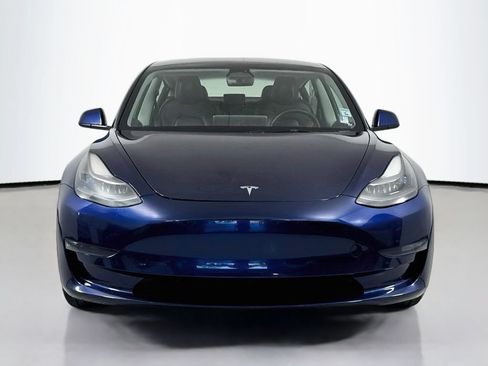 Used 2023 Tesla Model 3 Standard Range RWD image 2