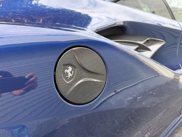 Used 2016 Ferrari 488 GTB RWD image 32
