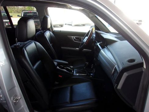 Used 2010 Mercedes-Benz GLK 350 4MATIC image 13
