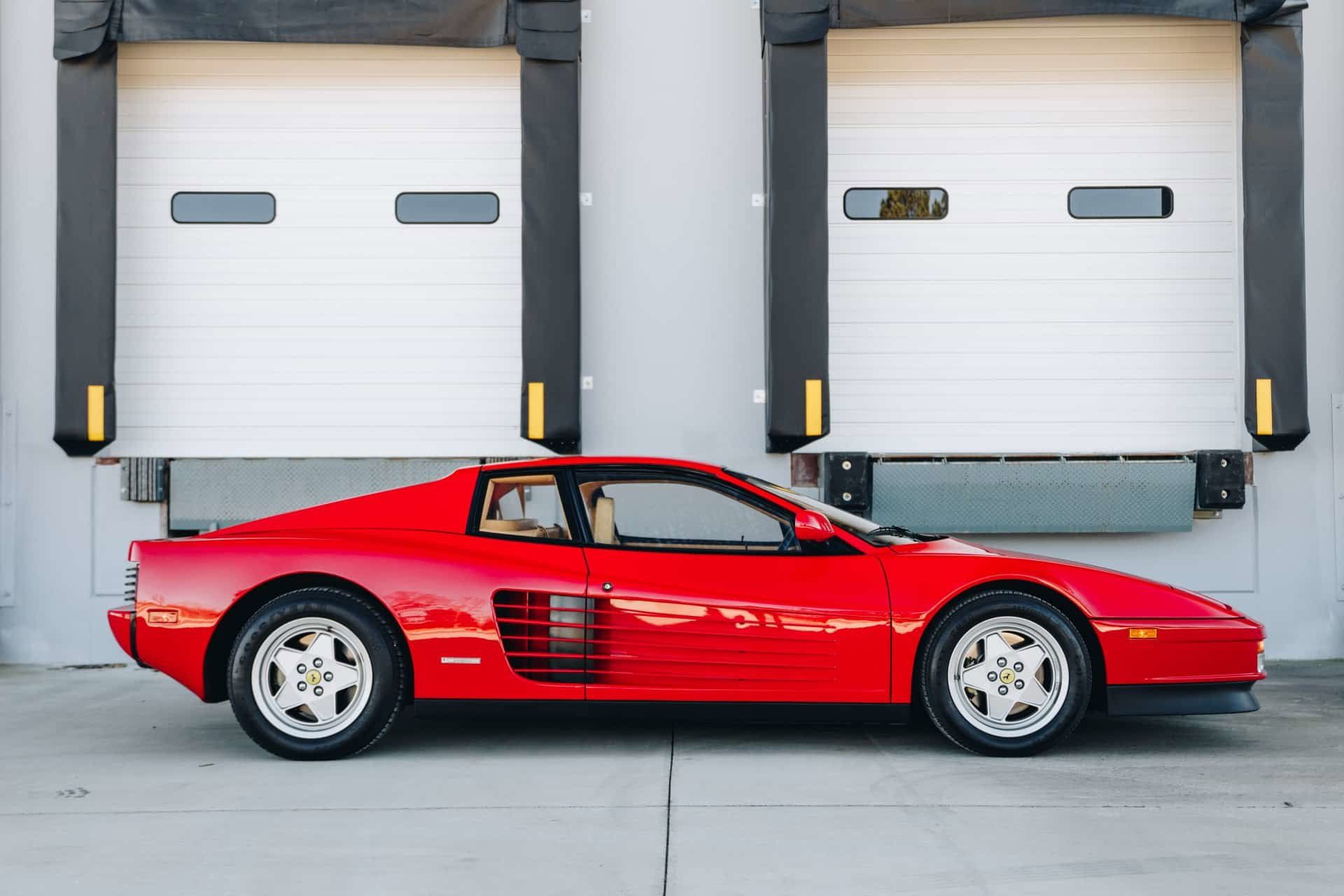 Used 1989 Ferrari Testarossa RWD image 4