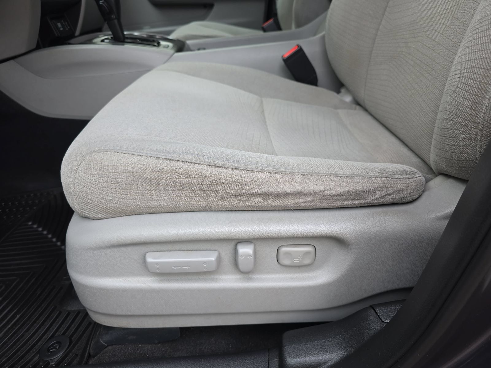 Used 2017 Honda Pilot EX image 30