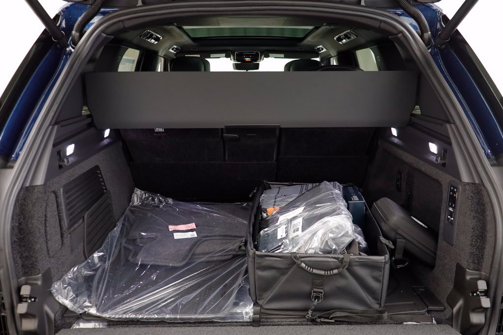 New 2026 Land Rover Range Rover Autobiography AWD/4WD image 22