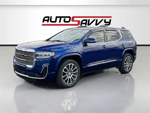 Used 2023 GMC Acadia Denali w/ Denali Technology Package image 3