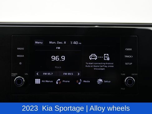 Used 2023 Kia Sportage LX image 17