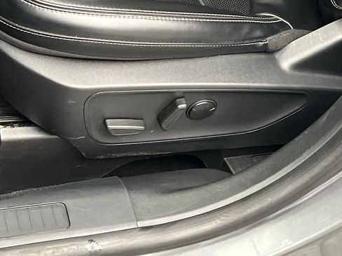 Certified 2024 Ford Escape Platinum image 11