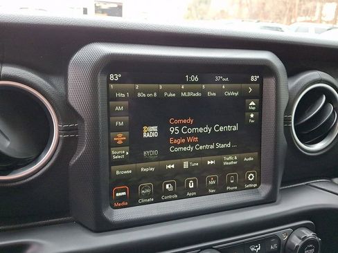 Used 2023 Jeep Wrangler Unlimited Sahara image 18