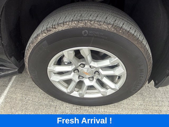 Used 2025 Chevrolet Tahoe LS RWD image 23