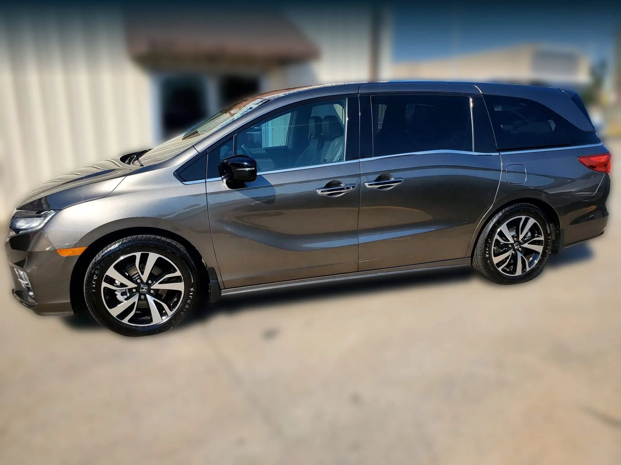 Used 2018 Honda Odyssey Elite image 10