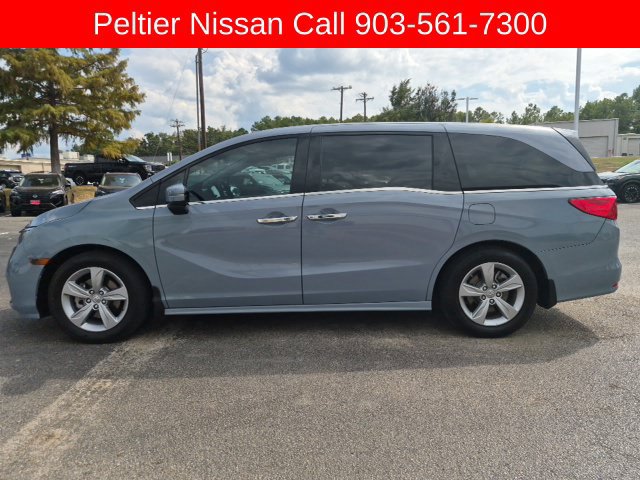 Used 2023 Honda Odyssey Elite image 2