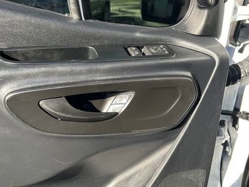 Used 2023 Mercedes-Benz Sprinter 2500 image 9