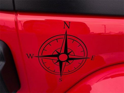 Used 2022 Jeep Wrangler Unlimited Sahara image 11