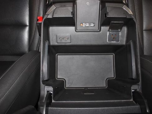Used 2023 Chevrolet Silverado 1500 LT Trail Boss w/ Convenience Package II AWD/4WD image 33