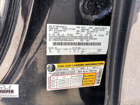 Used 2024 Ford Expedition Limited image 35