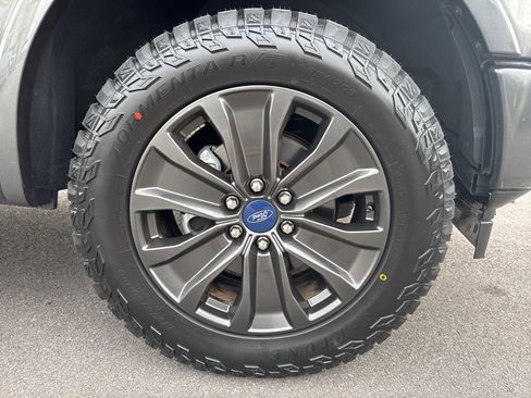 Used 2018 Ford F150 Lariat image 11