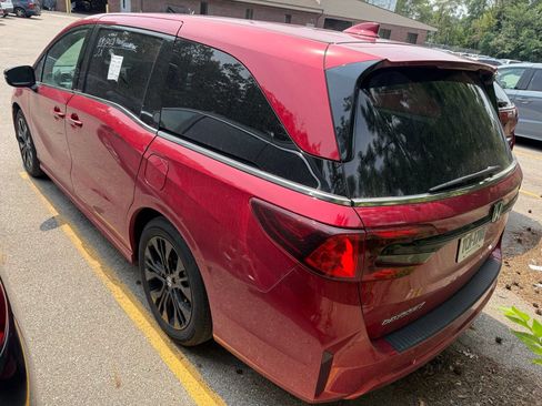 Used 2025 Honda Odyssey Sport-L image 4