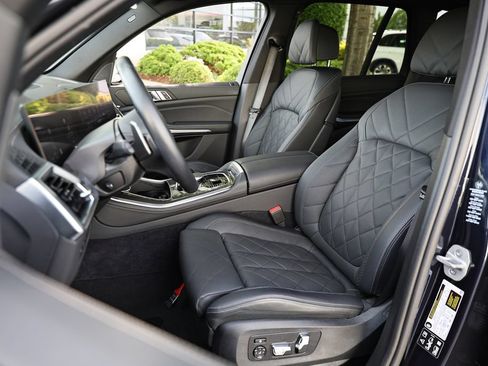 Certified 2024 BMW X5 M60i AWD/4WD image 21