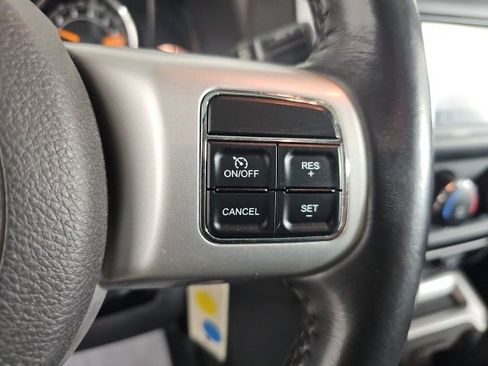 Used 2016 Jeep Compass High Altitude image 15